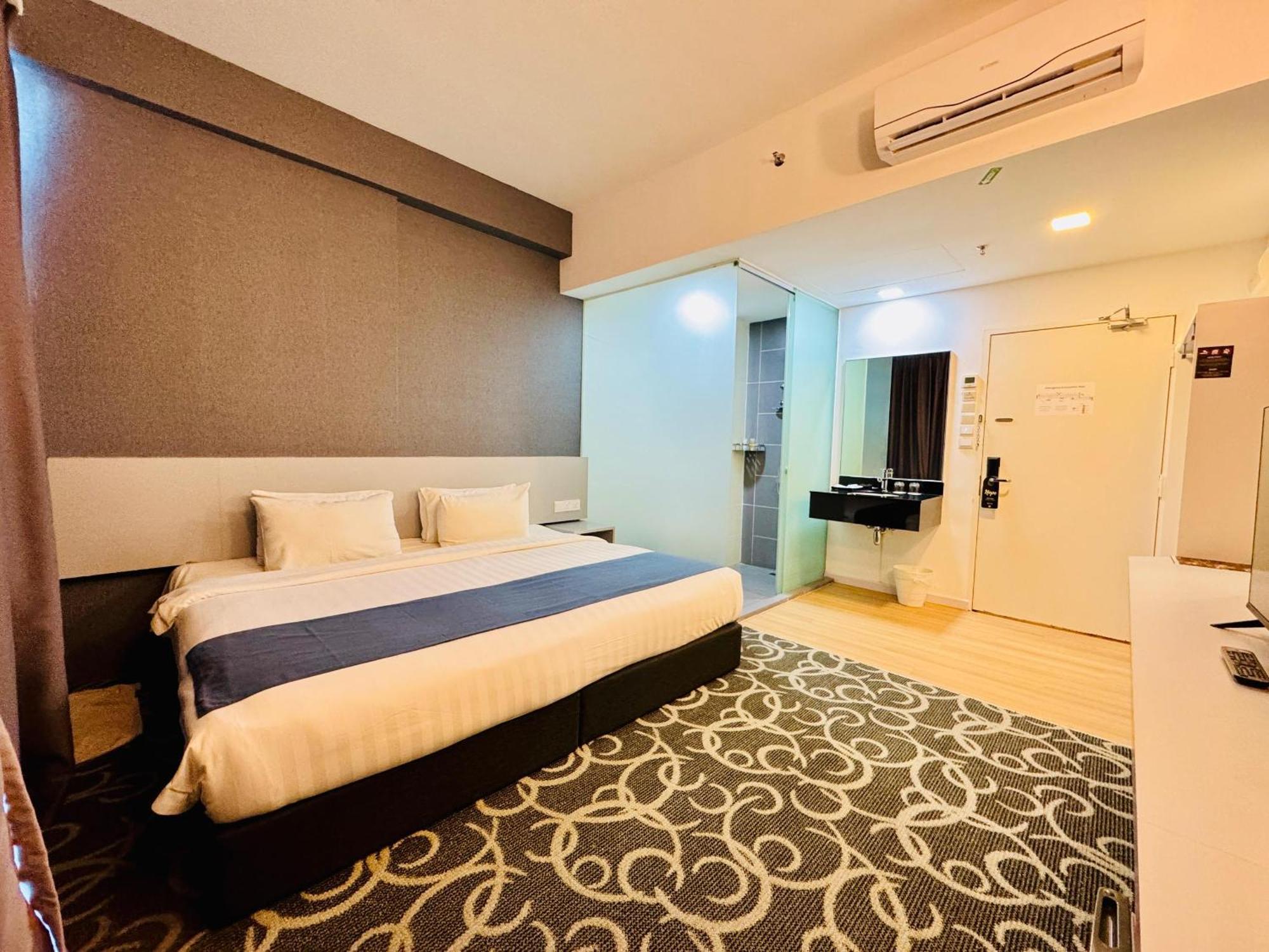 Hotel Kingston 13 - Penang Hills Formerly Known As Deview 3*